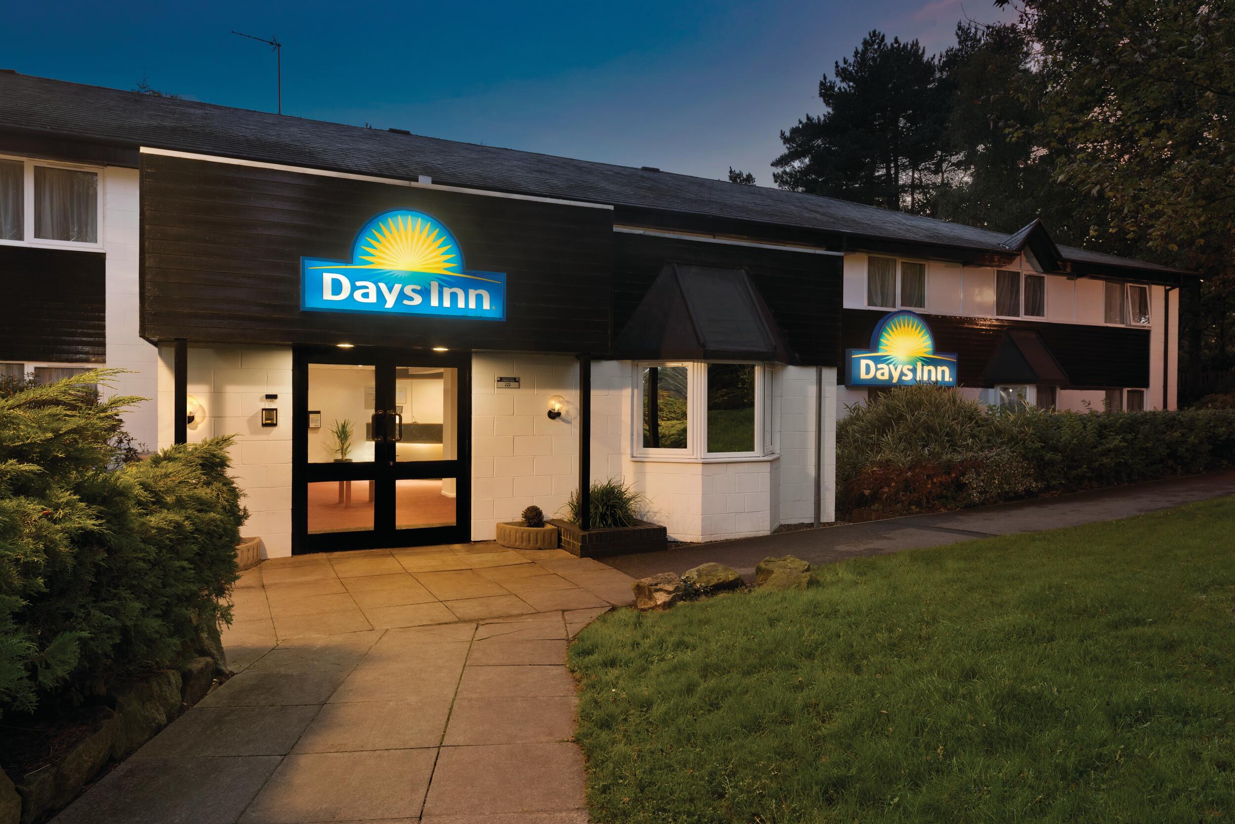 Days store inn legoland