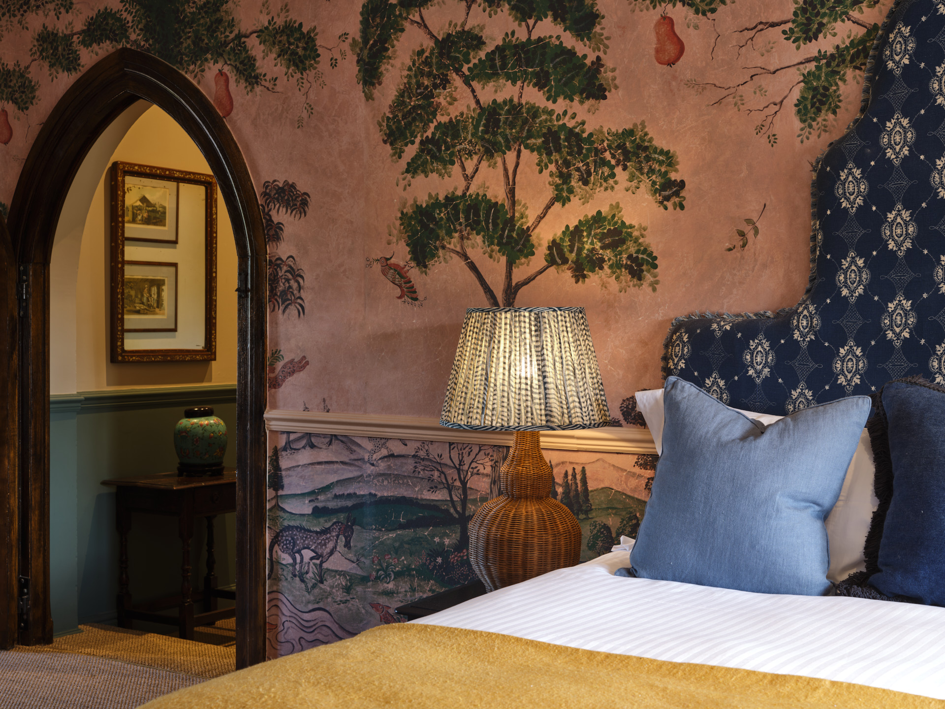 Beautiful bespoke Melissa Whitewallpaper at the Old Bell Hotel Cotswolds